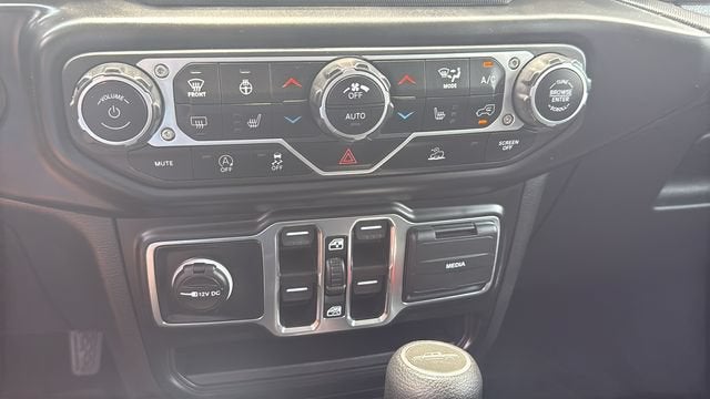 2021 Jeep Gladiator Willys
