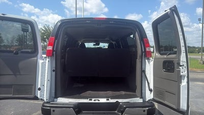 2025 Chevrolet Express Passenger 1LT