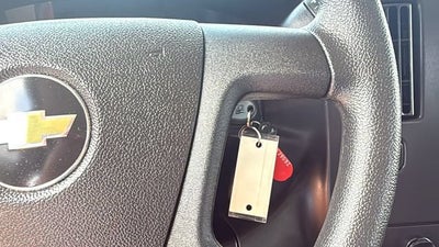 2025 Chevrolet Express Passenger 1LT