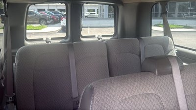2025 Chevrolet Express Passenger 1LT