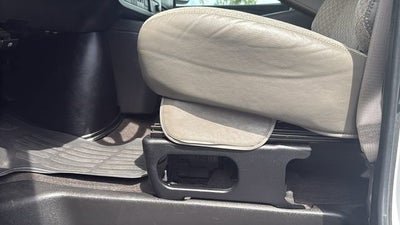 2023 Chevrolet Express Passenger 3500 1LT