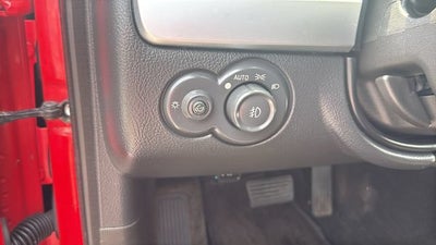 2004 Chevrolet SSR LS