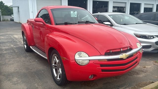 2004 Chevrolet SSR LS