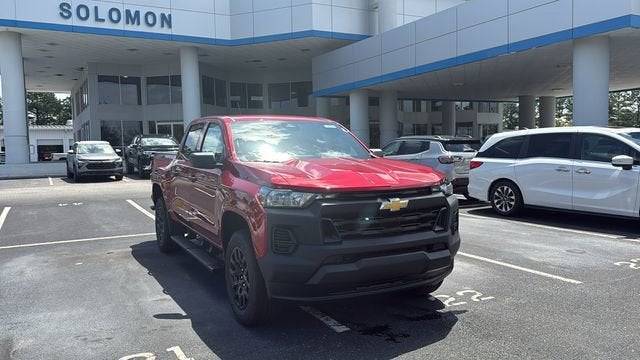 2025 Chevrolet Colorado WT/LT
