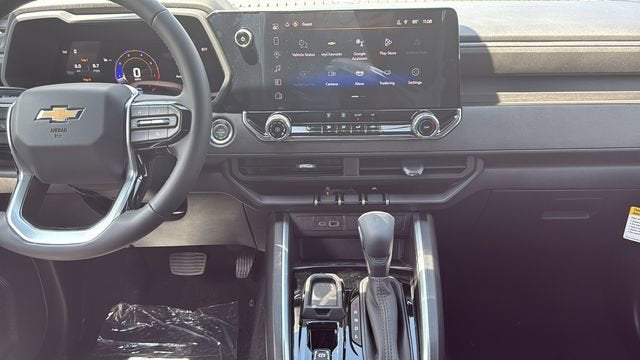 2025 Chevrolet Colorado WT/LT