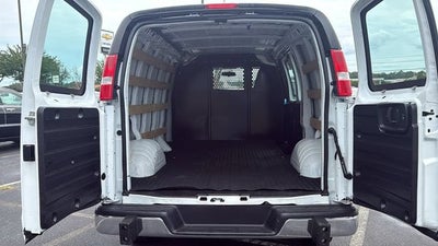 2025 Chevrolet Express Cargo WT