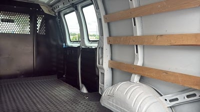 2025 Chevrolet Express Cargo WT