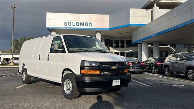 2025 Chevrolet Express Cargo 2500 WT