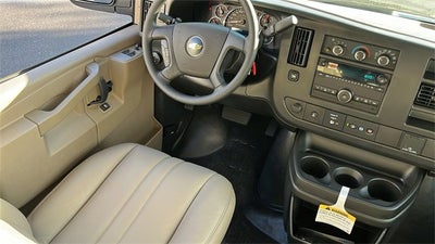 2025 Chevrolet Express Cargo 2500 WT