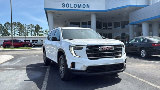 2025 GMC Acadia Elevation
