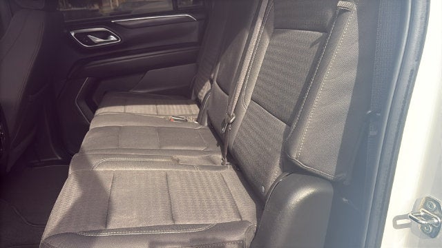 2023 Chevrolet Suburban LS