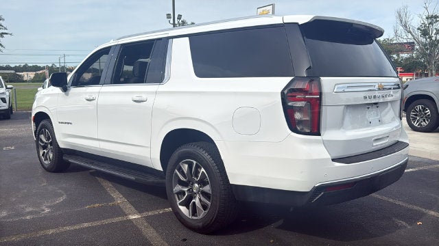 2023 Chevrolet Suburban LS