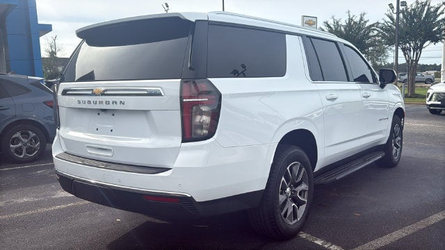 2023 Chevrolet Suburban LS