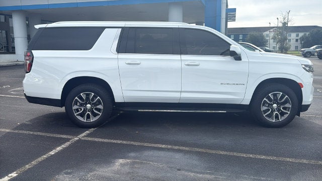2023 Chevrolet Suburban LS