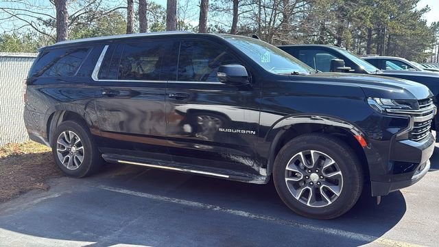 2022 Chevrolet Suburban LT