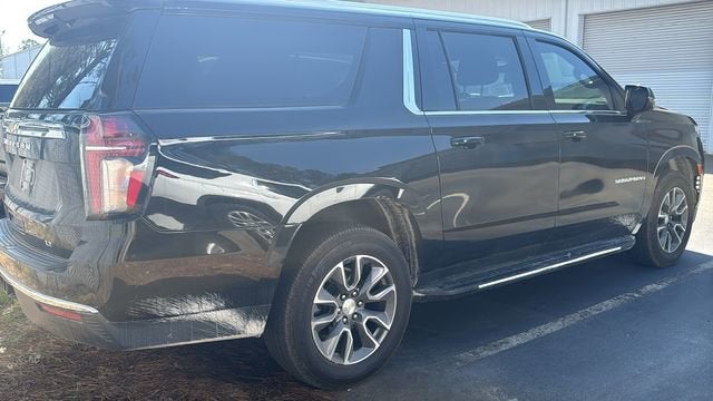 2022 Chevrolet Suburban LT