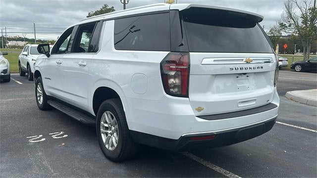 2024 Chevrolet Suburban LT