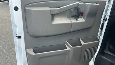 2023 GMC Savana Cargo 2500 Work Van