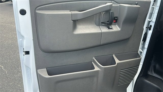 2023 GMC Savana Cargo 2500 Work Van