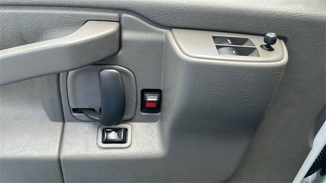 2023 GMC Savana Cargo 2500 Work Van