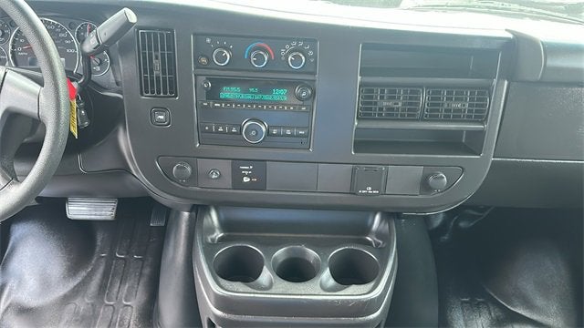 2023 GMC Savana Cargo 2500 Work Van