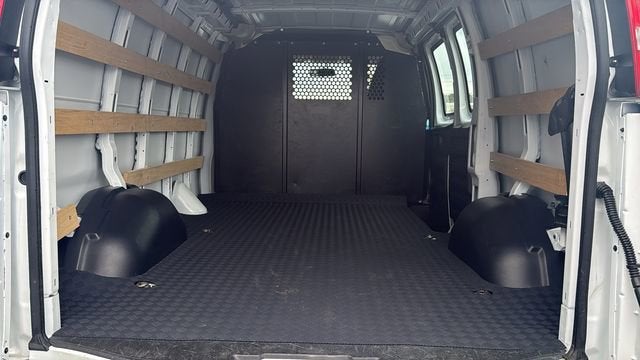 2024 GMC Savana Cargo 2500 Work Van