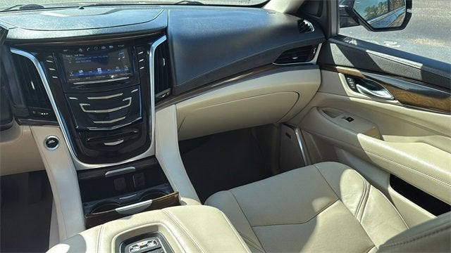 2020 Cadillac Escalade Luxury