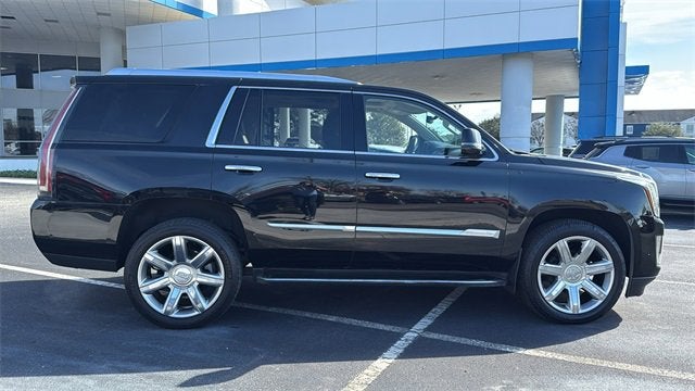 2020 Cadillac Escalade Luxury