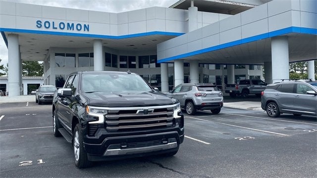 2022 Chevrolet Silverado 1500 High Country