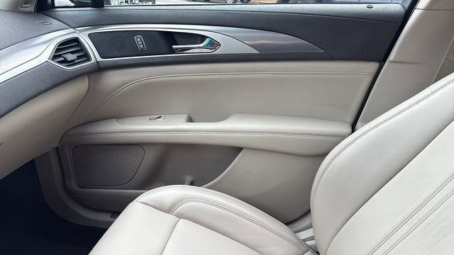 2020 Lincoln MKZ Standard