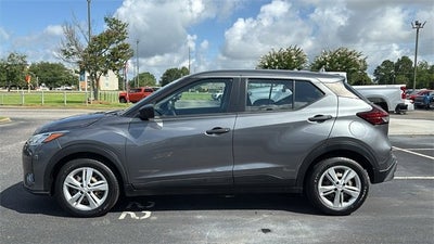 2023 Nissan Kicks S