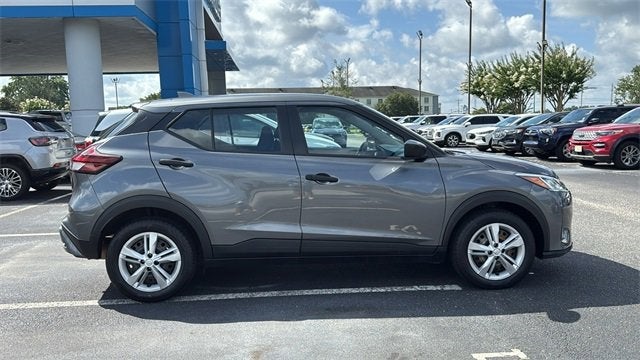 2023 Nissan Kicks S