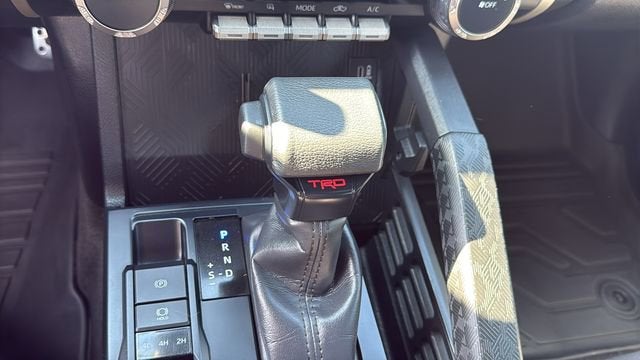 2024 Toyota Tacoma 4WD SR5