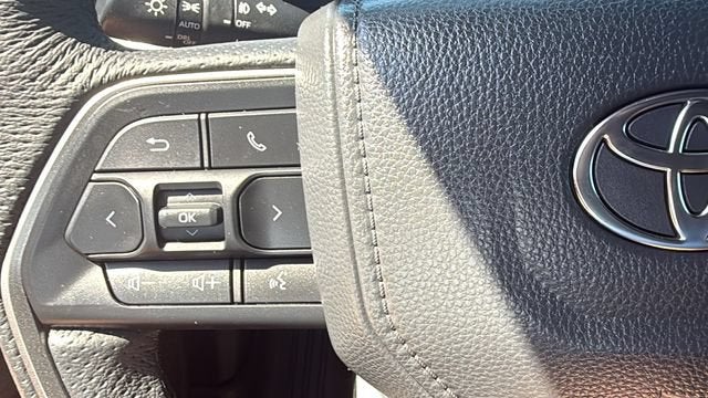 2025 Toyota Tacoma 2WD SR5