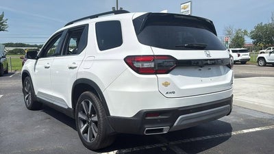 2023 Honda Pilot Touring