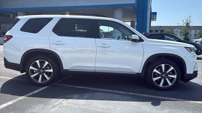 2024 Honda Pilot Touring