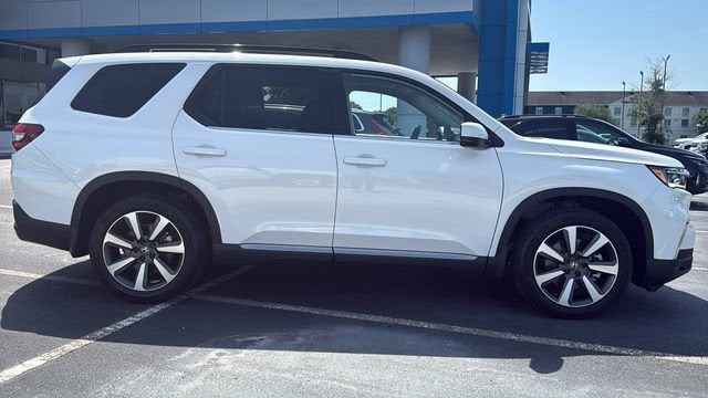2024 Honda Pilot Touring