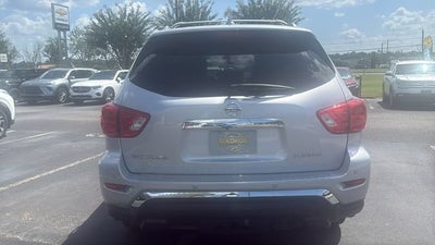2019 Nissan Pathfinder Platinum