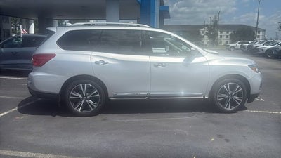 2019 Nissan Pathfinder Platinum