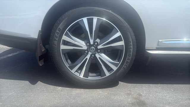 2019 Nissan Pathfinder Platinum