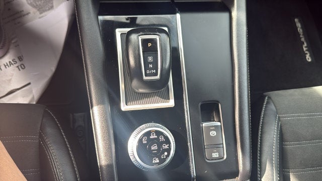 2022 Mitsubishi Outlander SE
