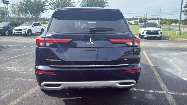 2022 Mitsubishi Outlander SE