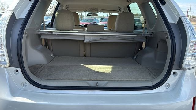 2013 Toyota Prius v Two