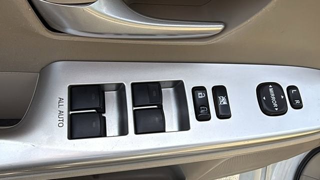 2013 Toyota Prius v Two