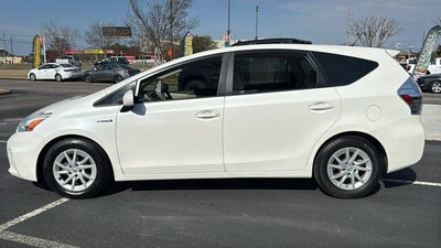 2013 Toyota Prius v Two