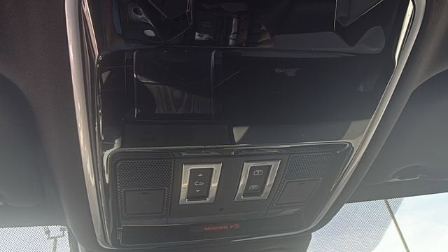 2024 Land Rover Range Rover Velar Dynamic SE