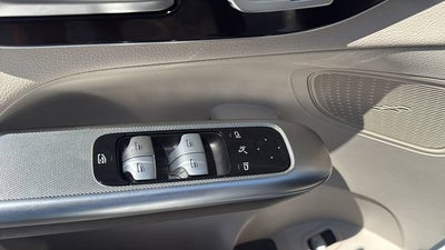 2025 Mercedes-Benz GLC GLC 300