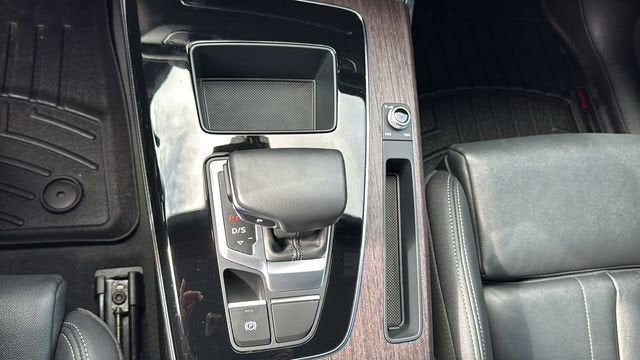 2022 Audi Q5 Sportback S line Premium