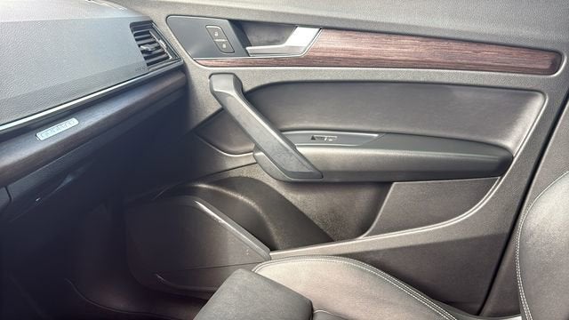 2022 Audi Q5 Sportback S line Premium