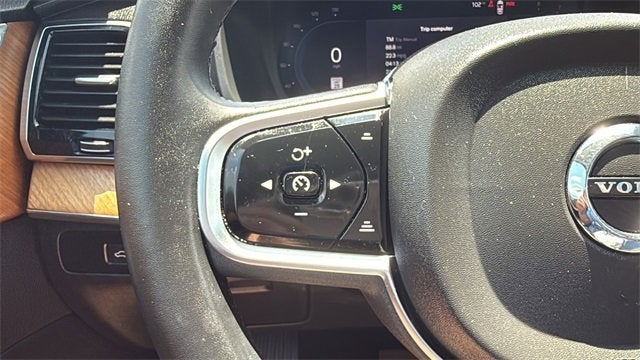 2024 Volvo XC90 Plus Bright Theme